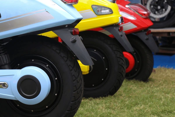 Best Long-Range Electric Scooters in India 2025 – EV Insights